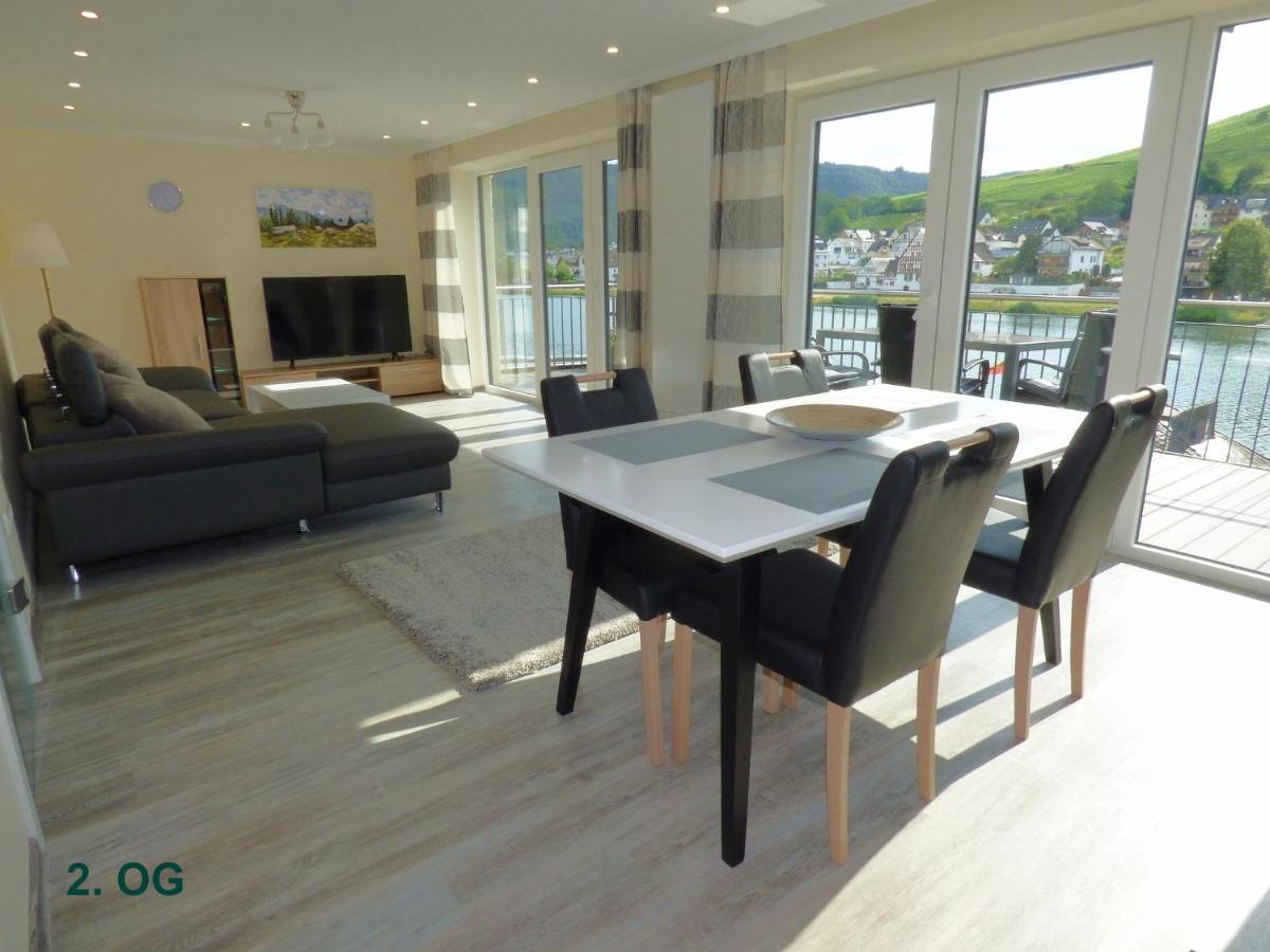 Ferienhaus Moselpromenade Целль-ан-дер-Мозель Екстер'єр фото